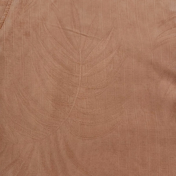 Tommy Bahama Mens 100% Silk Shirt Hawaiian Short Sleeves Floral Button Up *Flaw* - Picture 7 of 9